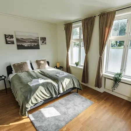 Stylish Place In The Heart Of Leilighet Bergen
